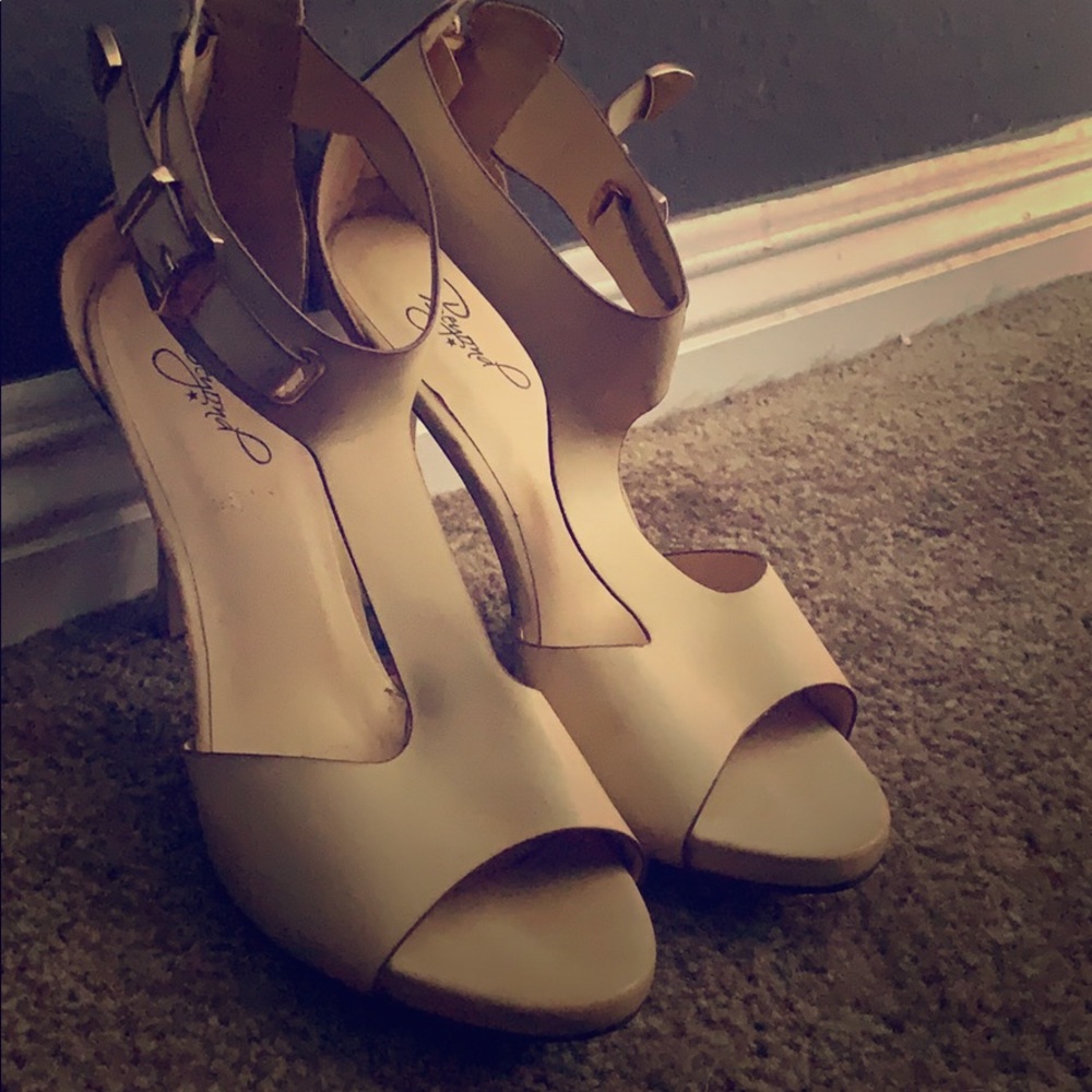 Tan heels